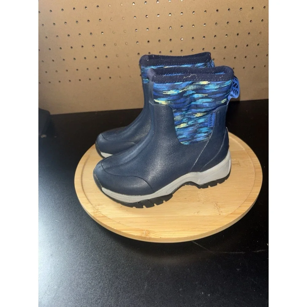 L.L.Bean Kids All Season Wellie Kids Shoes Navy Digi Camo